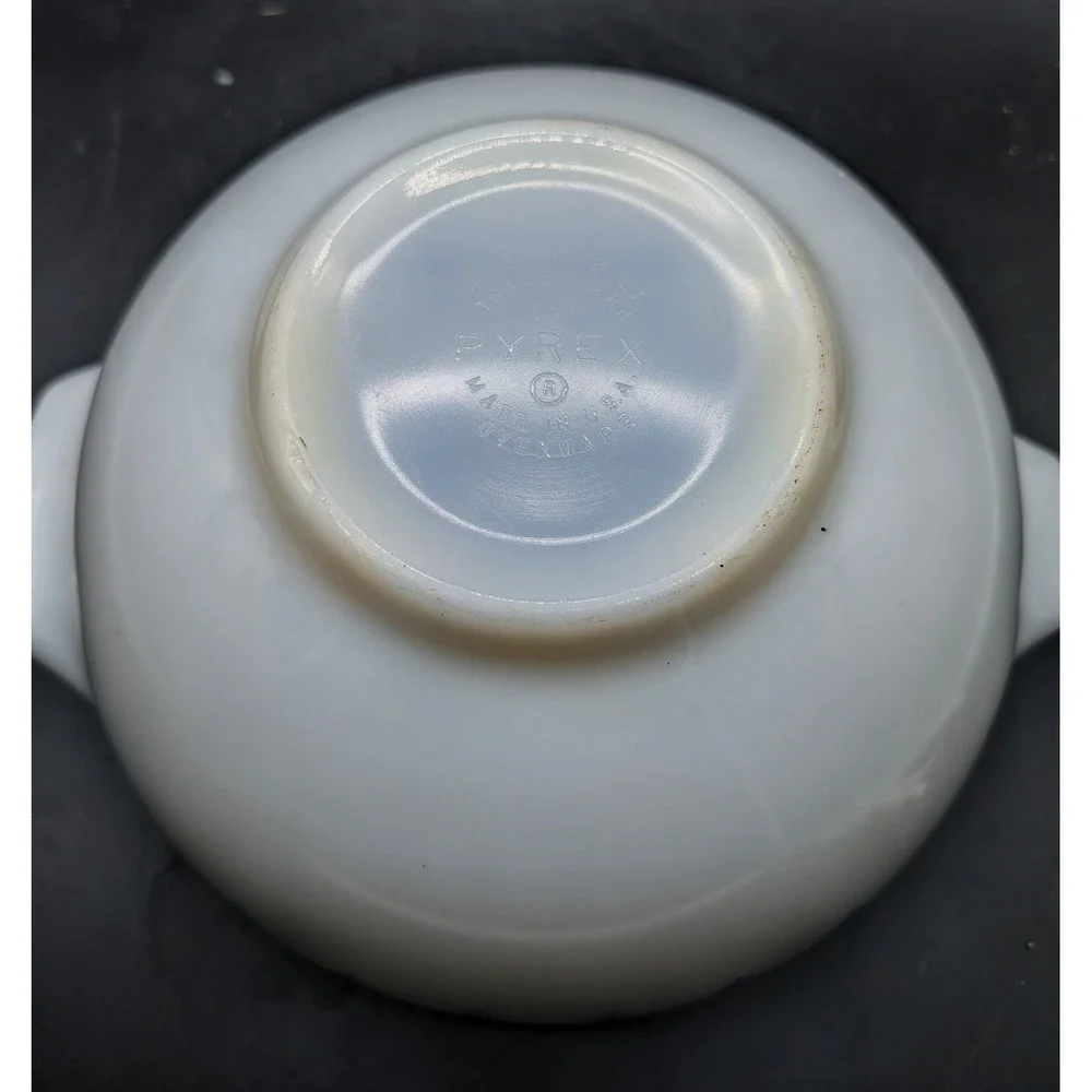 Vintage Pyrex Snowflake Blue Cinderella Mixing Bowl 442 1.5 Qt White Milk Glass
